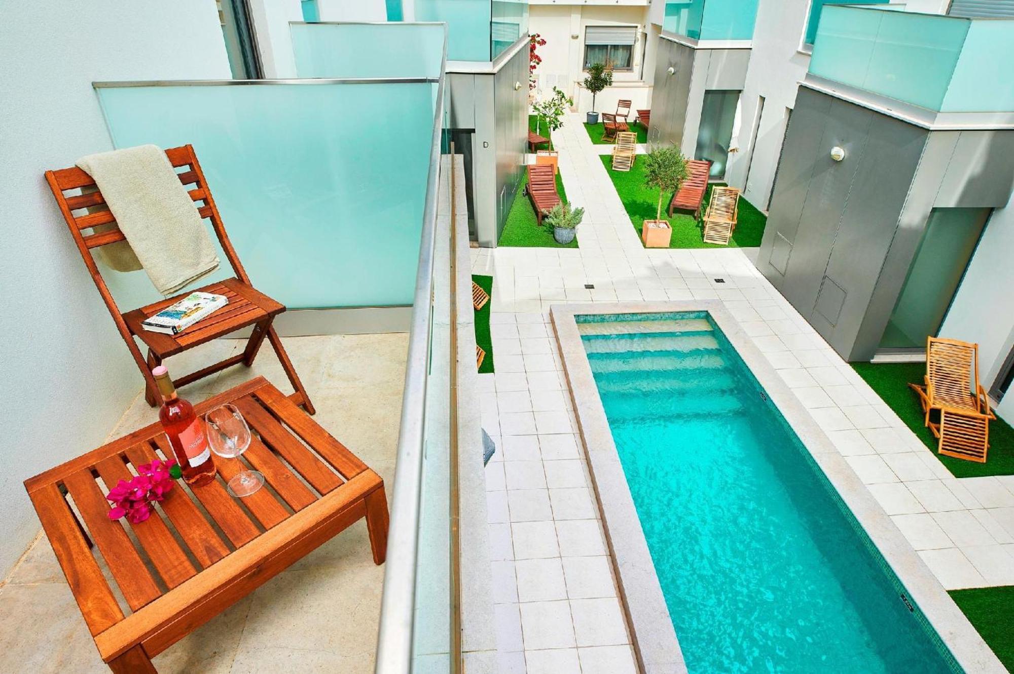 Beautiful Town Centre Townhouse With Shared Pool Βίλα Ταβίρα Εξωτερικό φωτογραφία